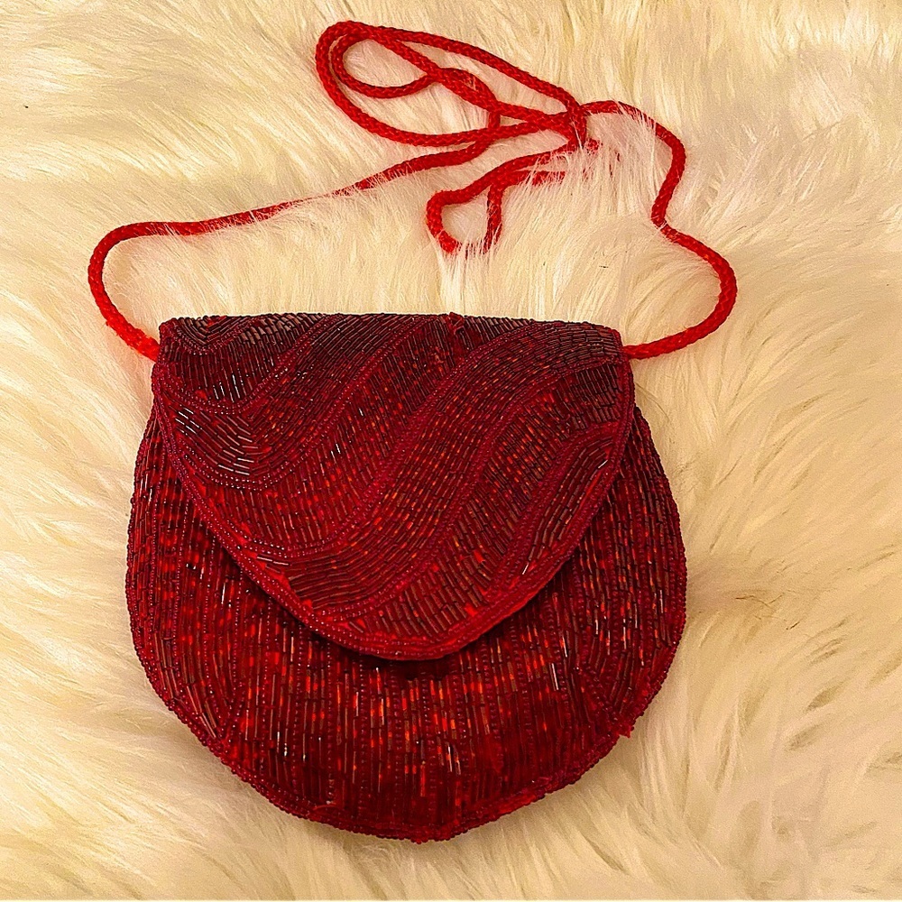 Magid Women’s Vintage Red Allover Sequins Shoulder Bag.